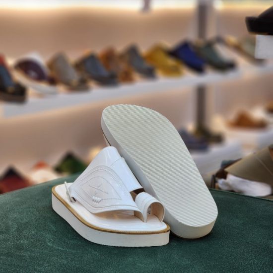 صورة حذاء زبيري مطرز وطني ارضيه دبل و 213